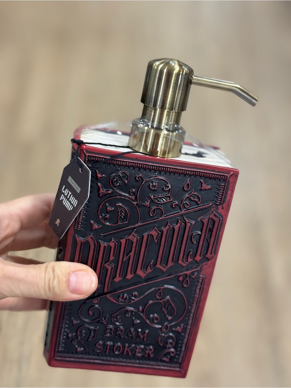 Envogue Dracula Bram Stoker Lotion Pump - Black and Red Men Grooming Dispenser